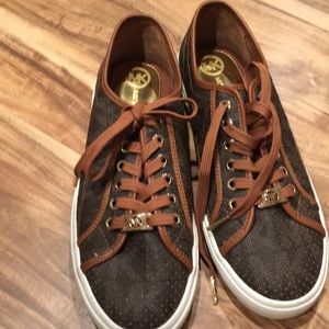 Michael Kors Sneakers!
